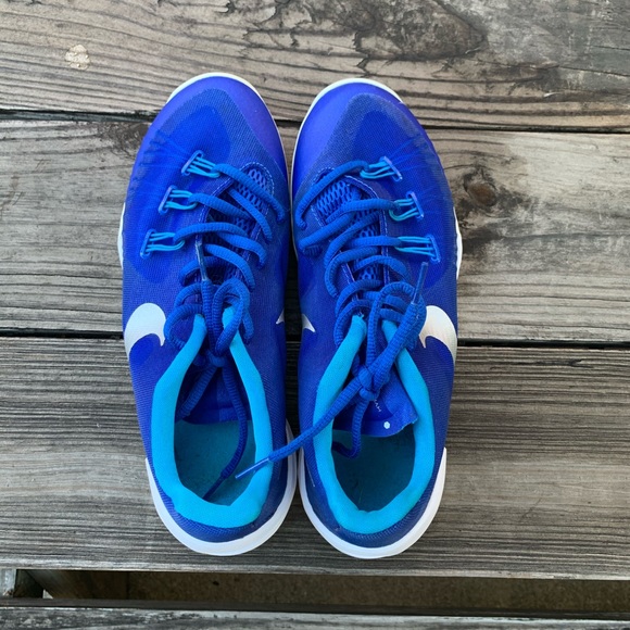 Nike Hyperchase Running Shoes - Picture 3 of 4